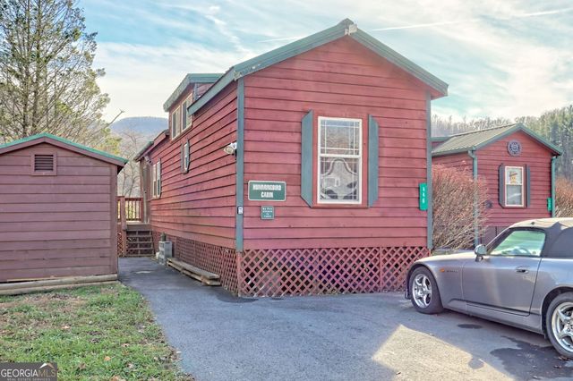 446 River Vista Drive, Dillard, GA 30537