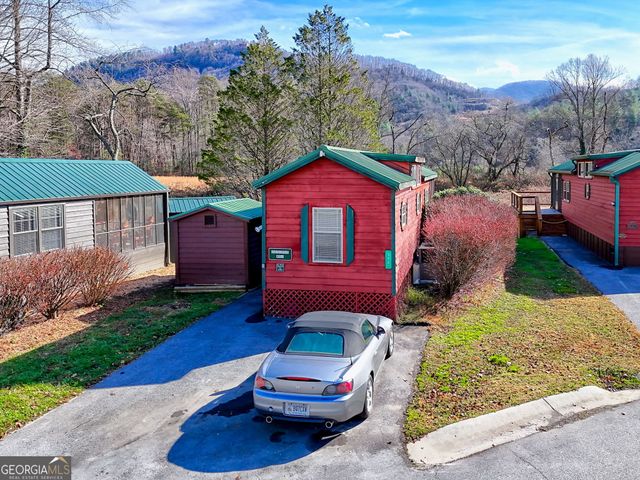 446 River Vista Drive, Dillard, GA 30537