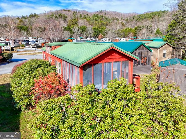 446 River Vista Drive, Dillard, GA 30537