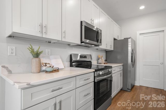 1213 Creekside Drive, Conover, NC 28613