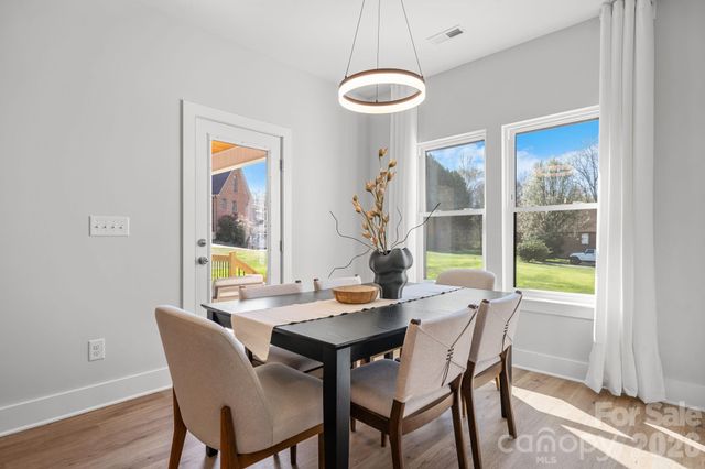 1213 Creekside Drive, Conover, NC 28613