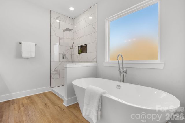 1213 Creekside Drive, Conover, NC 28613