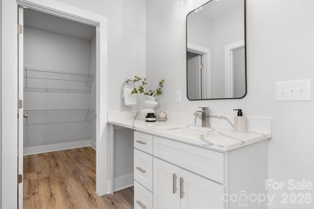 1213 Creekside Drive, Conover, NC 28613