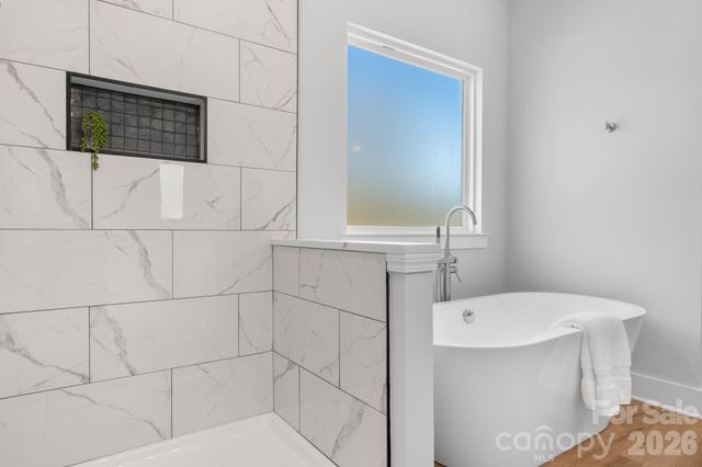 1213 Creekside Drive, Conover, NC 28613