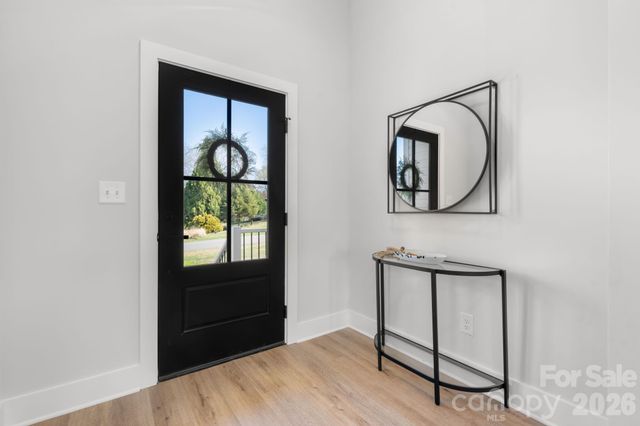 1213 Creekside Drive, Conover, NC 28613