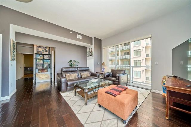 388 E Ocean Boulevard 803, Long Beach, CA 90802