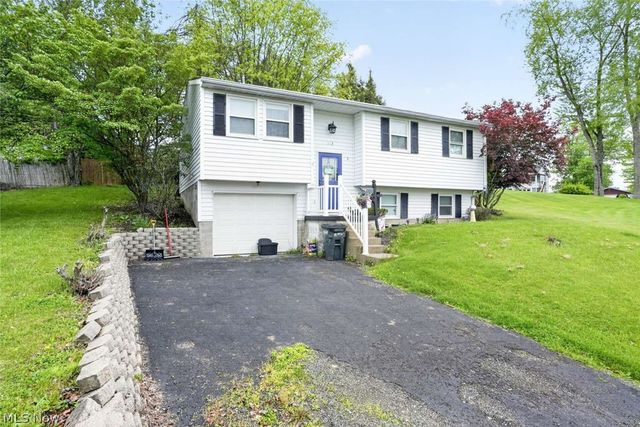 112 Locust Lane, St Clairsville, OH 43950