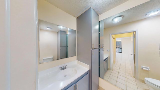 1921 N Congress Avenue, West Palm Beach, FL 33401