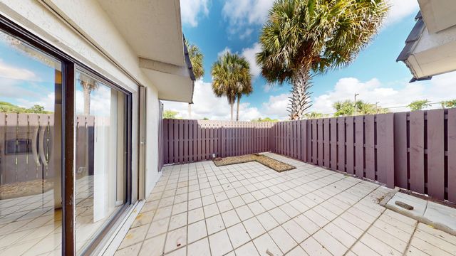 1921 N Congress Avenue, West Palm Beach, FL 33401