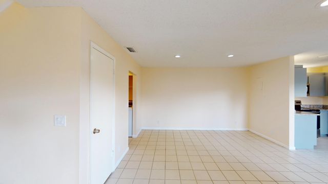 1921 N Congress Avenue, West Palm Beach, FL 33401