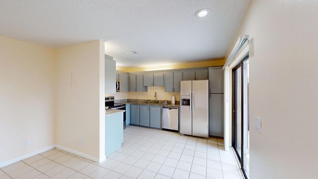 1921 N Congress Avenue, West Palm Beach, FL 33401