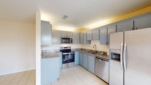 1921 N Congress Avenue, West Palm Beach, FL 33401