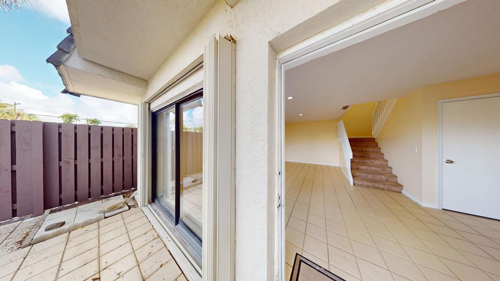 1921 N Congress Avenue, West Palm Beach, FL 33401