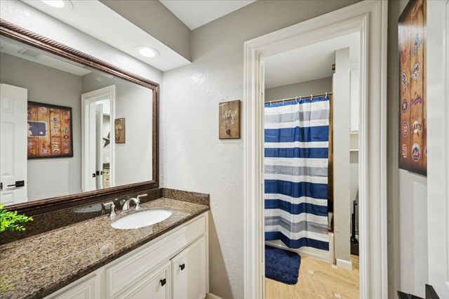 4907 Westerdale Drive, Fulshear, TX 77441