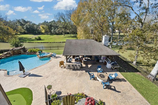 4907 Westerdale Drive, Fulshear, TX 77441