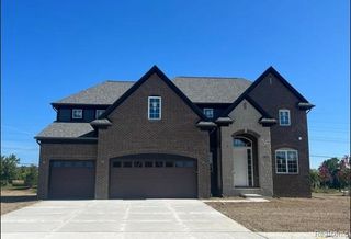 49453 Carles Dr Drive, Macomb, MI 48044