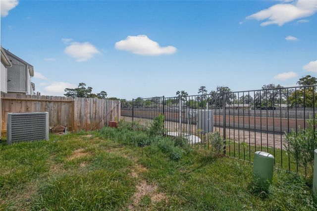 3223 Cedar Dawn Lane, Houston, TX 77091