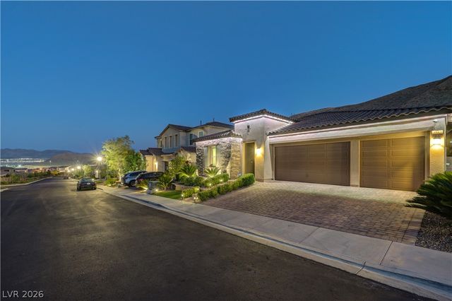 3943 Reyes Avenue, Las Vegas, NV 89141