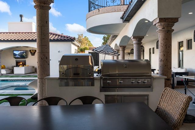 9400 Elena Drive NE, Albuquerque, NM 87122