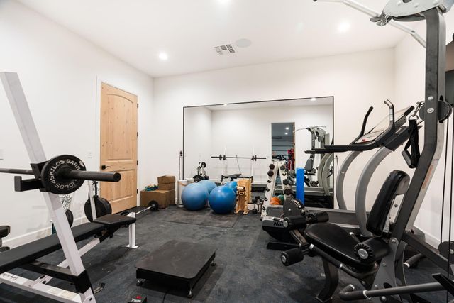 9400 Elena Drive NE, Albuquerque, NM 87122