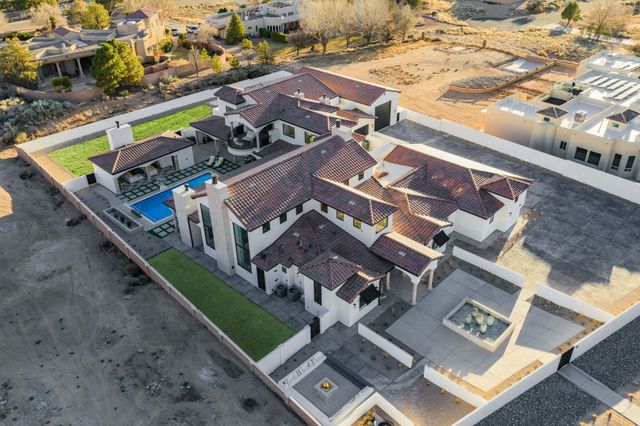 9400 Elena Drive NE, Albuquerque, NM 87122