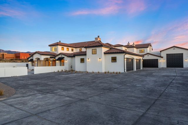 9400 Elena Drive NE, Albuquerque, NM 87122