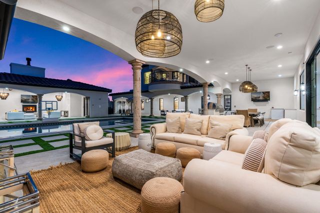 9400 Elena Drive NE, Albuquerque, NM 87122