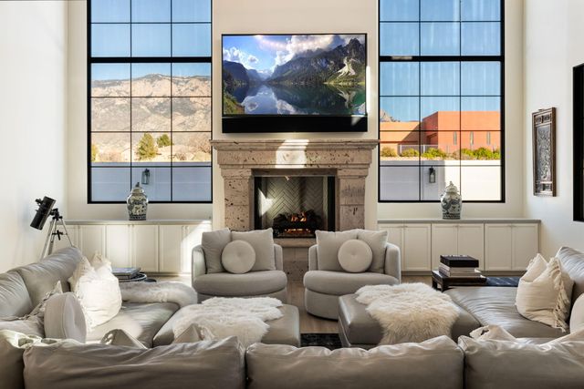 9400 Elena Drive NE, Albuquerque, NM 87122