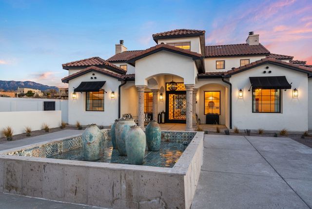 9400 Elena Drive NE, Albuquerque, NM 87122