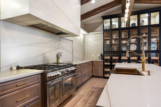 9400 Elena Drive NE, Albuquerque, NM 87122