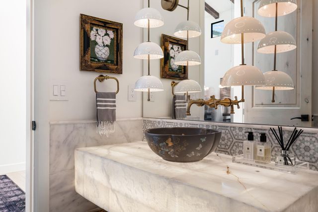 9400 Elena Drive NE, Albuquerque, NM 87122