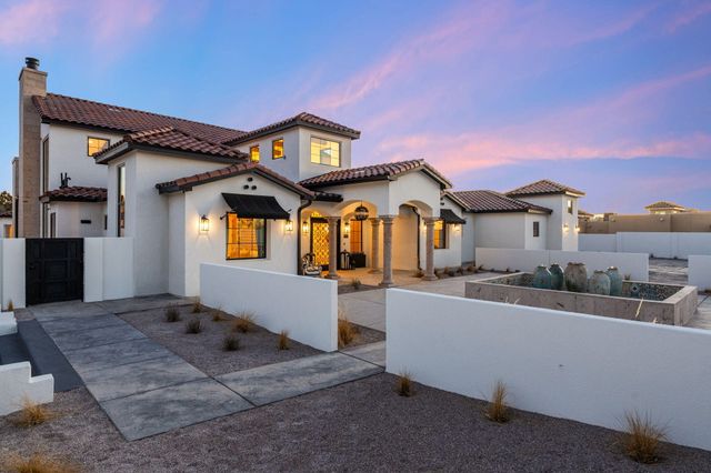 9400 Elena Drive NE, Albuquerque, NM 87122