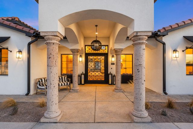 9400 Elena Drive NE, Albuquerque, NM 87122