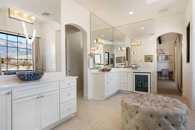 9400 Elena Drive NE, Albuquerque, NM 87122