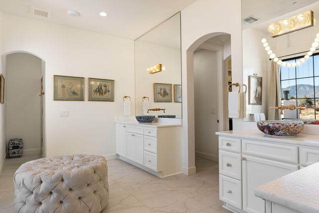 9400 Elena Drive NE, Albuquerque, NM 87122