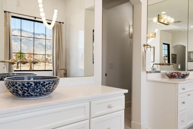 9400 Elena Drive NE, Albuquerque, NM 87122