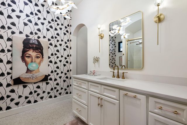 9400 Elena Drive NE, Albuquerque, NM 87122