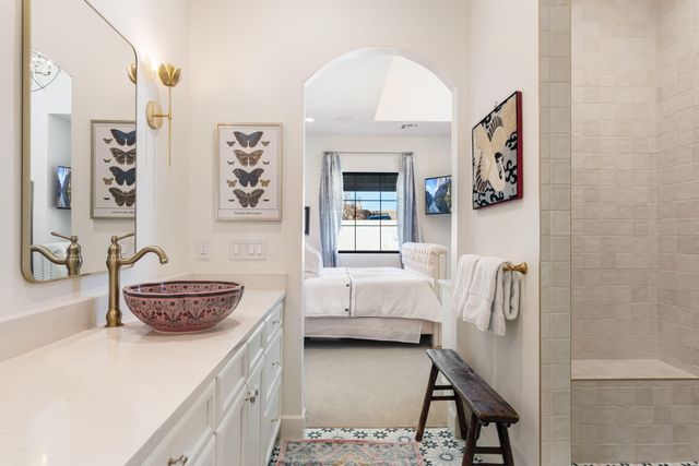 9400 Elena Drive NE, Albuquerque, NM 87122