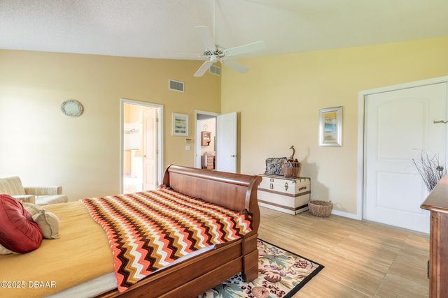 6273 Paradise Island Court, Port Orange, FL 32128
