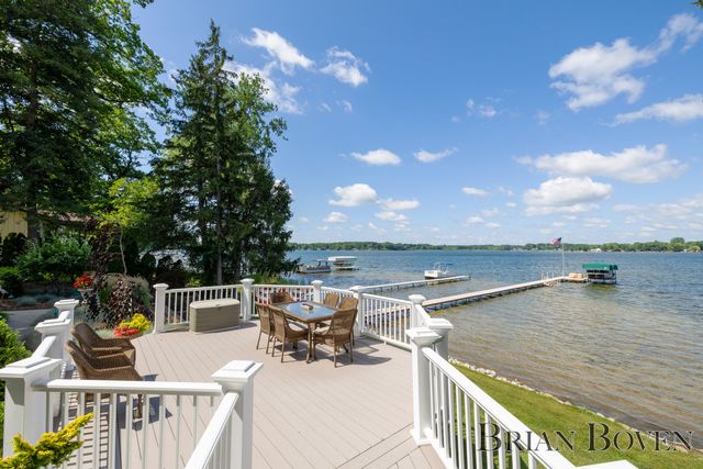 2625 Elmwood Drive, Pierson Twp, MI 49339