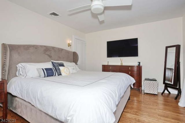 61 Fairview Ave, Glen Rock Boro, NJ 07452