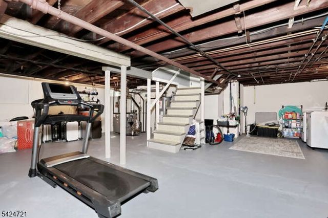 61 Fairview Ave, Glen Rock Boro, NJ 07452