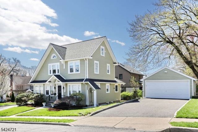 61 Fairview Ave, Glen Rock Boro, NJ 07452