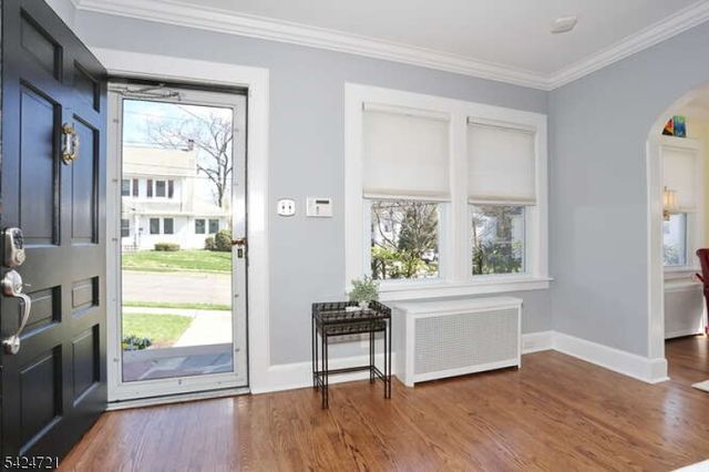 61 Fairview Ave, Glen Rock Boro, NJ 07452