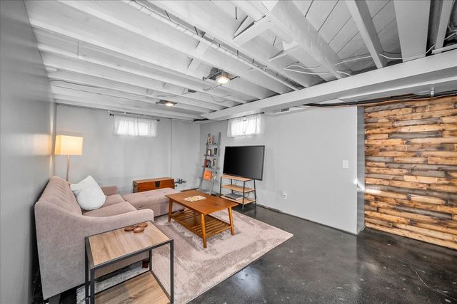 5423 N Lincoln St, Spokane, WA 99205