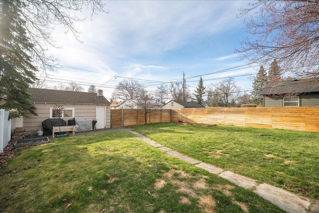 5423 N Lincoln St, Spokane, WA 99205