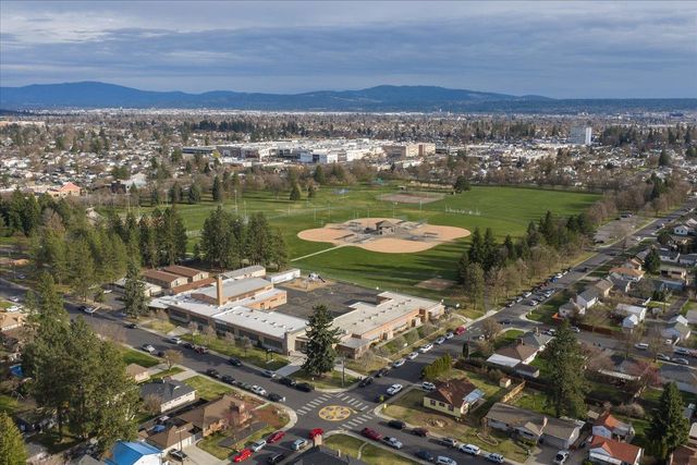 5423 N Lincoln St, Spokane, WA 99205