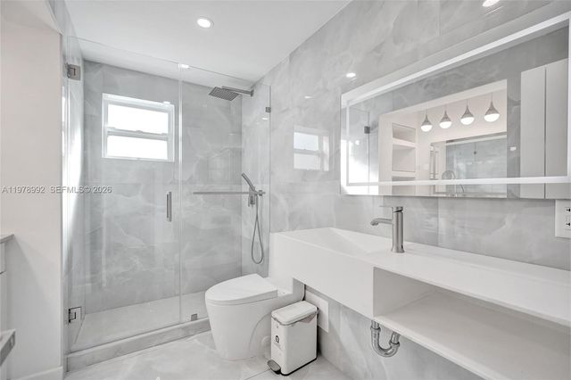 1075 92nd St 405, Bay Harbor Islands, FL 33154