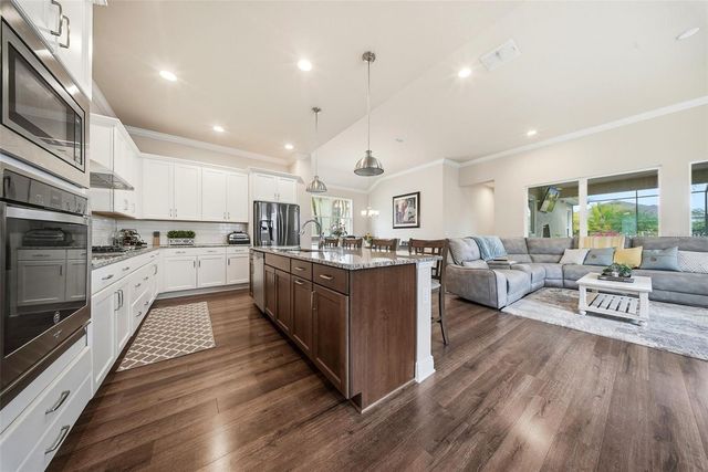 13930 SWALLOW HILL DRIVE, Lithia, FL 33547