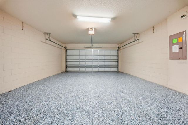 13930 SWALLOW HILL DRIVE, Lithia, FL 33547